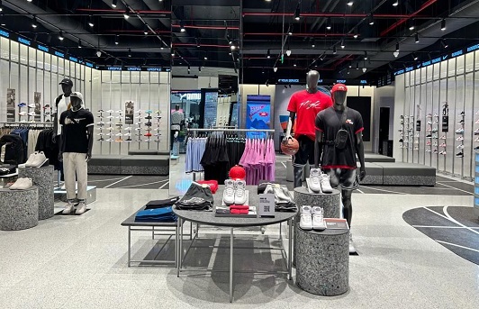 nike store in vegas mall dwarka